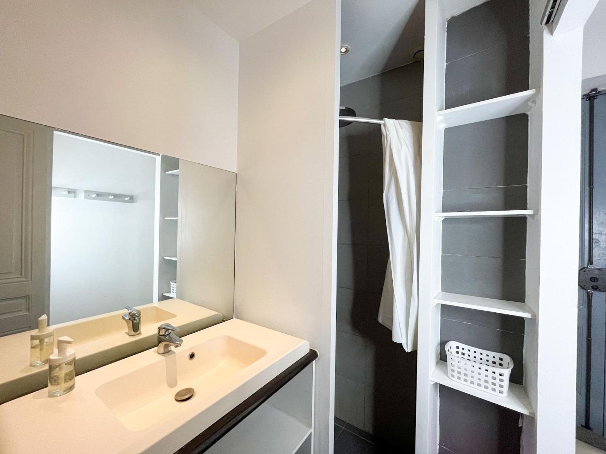Suite Havane Lyon Exterior photo